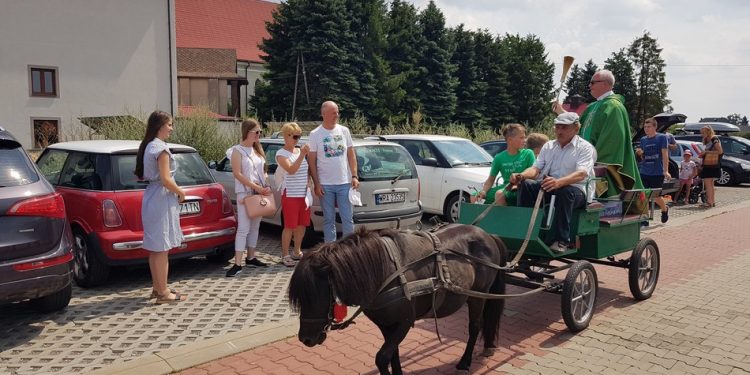 Święcenie pojazdów