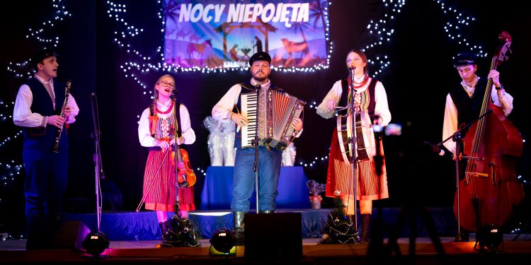 VIII Festiwal Kolęd i Pastorałek Nocy Niepojęta [fotogaleria]